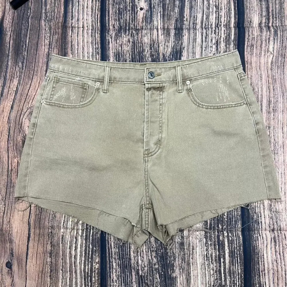 wild fable Pants - Wild Fable Women's Super High-Rise‎ Cutoff Shorts Tan/Green Size 12 Casual